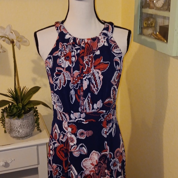 En Focus Halter Maxi Dress. Textured Bold Floral. Bohemian. - Picture 2 of 11